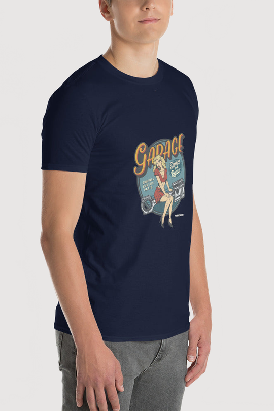 Unisex Lightweight T-Shirt | Gildan - Famesnob