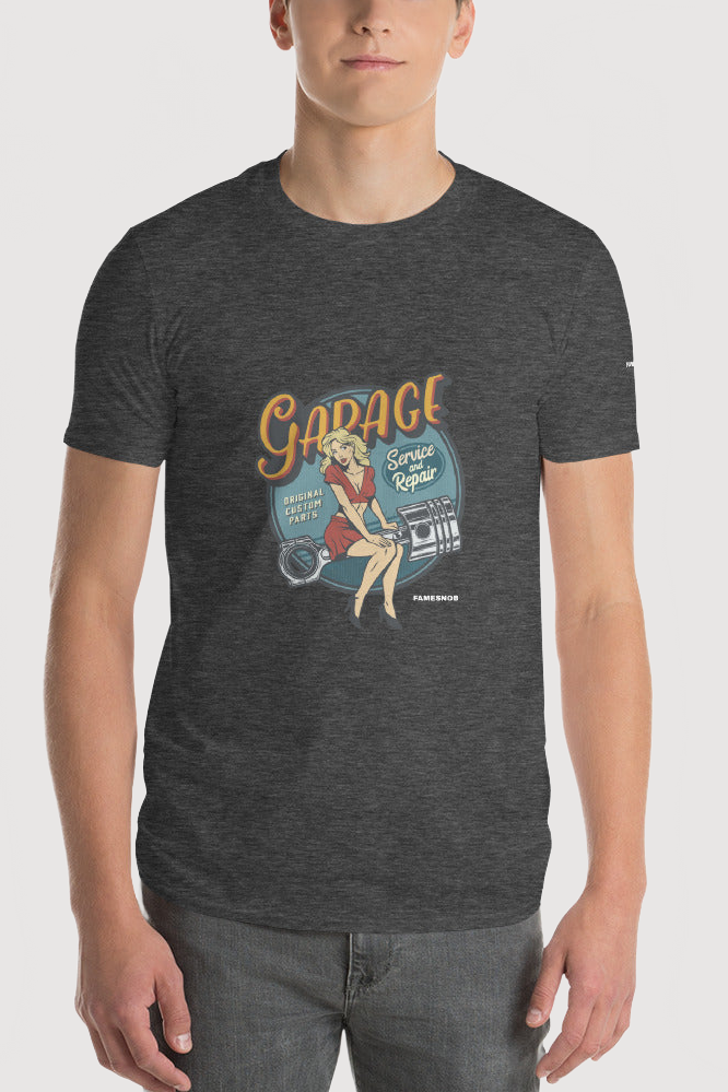Unisex Lightweight T-Shirt | Gildan - Famesnob