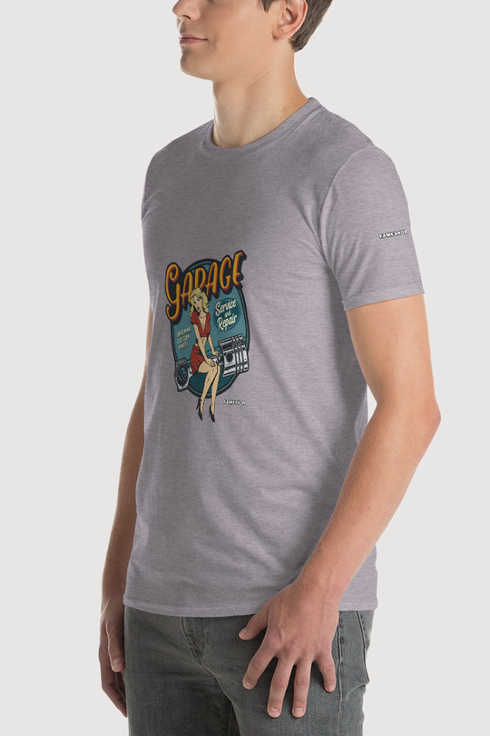 Unisex Lightweight T-Shirt | Gildan - Famesnob