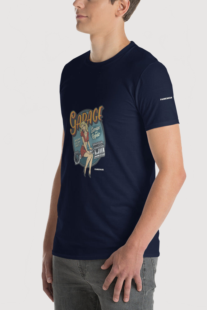 Unisex Lightweight T-Shirt | Gildan - Famesnob